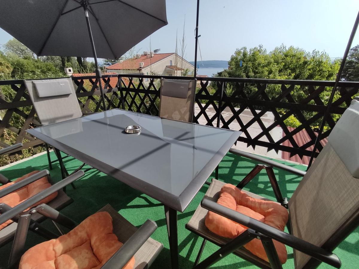 Apartment Teresa With Big Terrace Dramalj Crikvenica Exterior photo