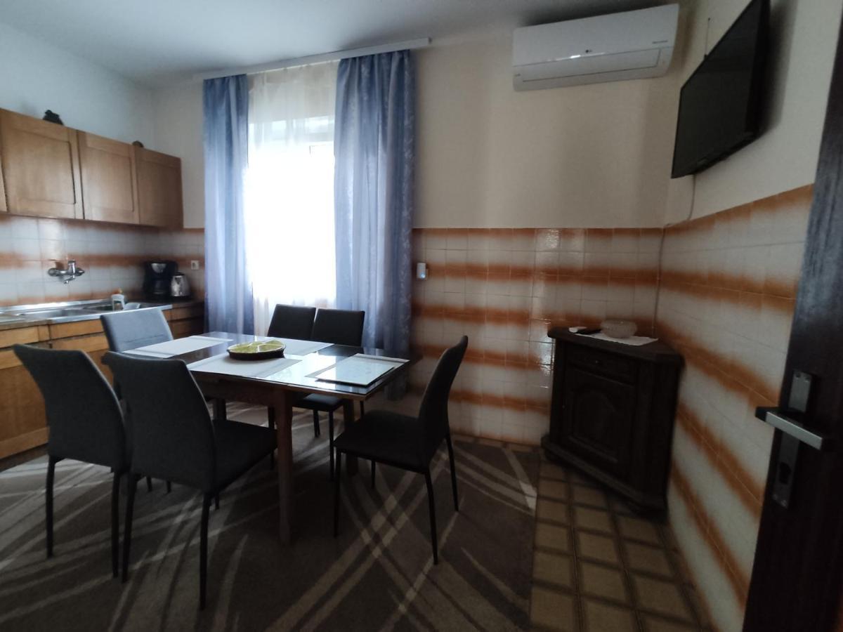 Apartment Teresa With Big Terrace Dramalj Crikvenica Exterior photo